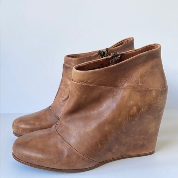 UGG Australia Carmine Leather Wedge Ankle Boots Chestnut Brown Women’s 8.5M - Picture 12 of 12